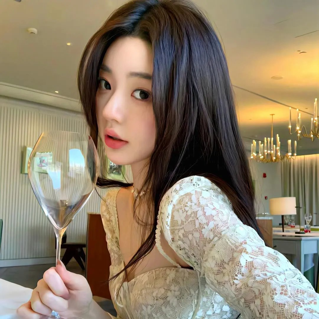 人前叫多莉,人后叫凯蒂 在线观看